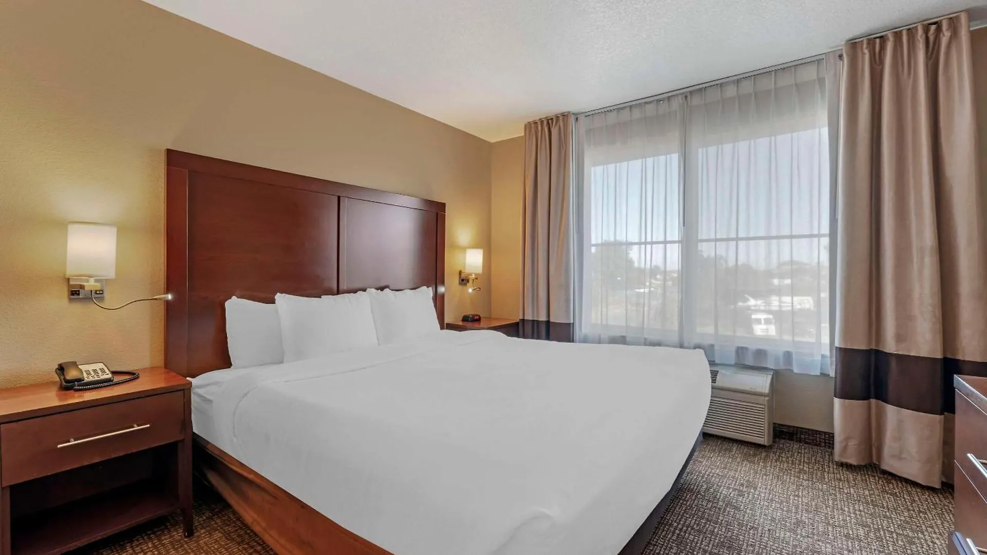 Comfort Inn Lathrop Stockton Airport