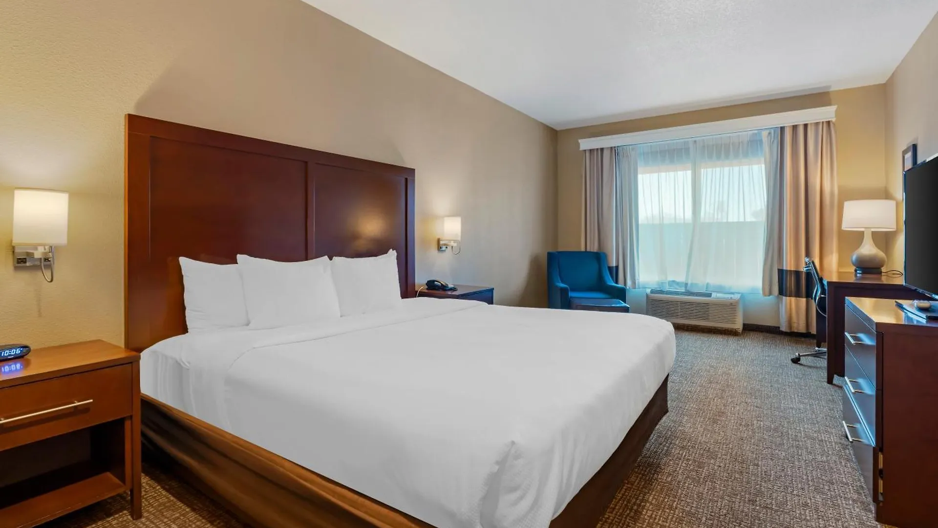 Comfort Inn Lathrop Stockton Airport 3*,  United States
