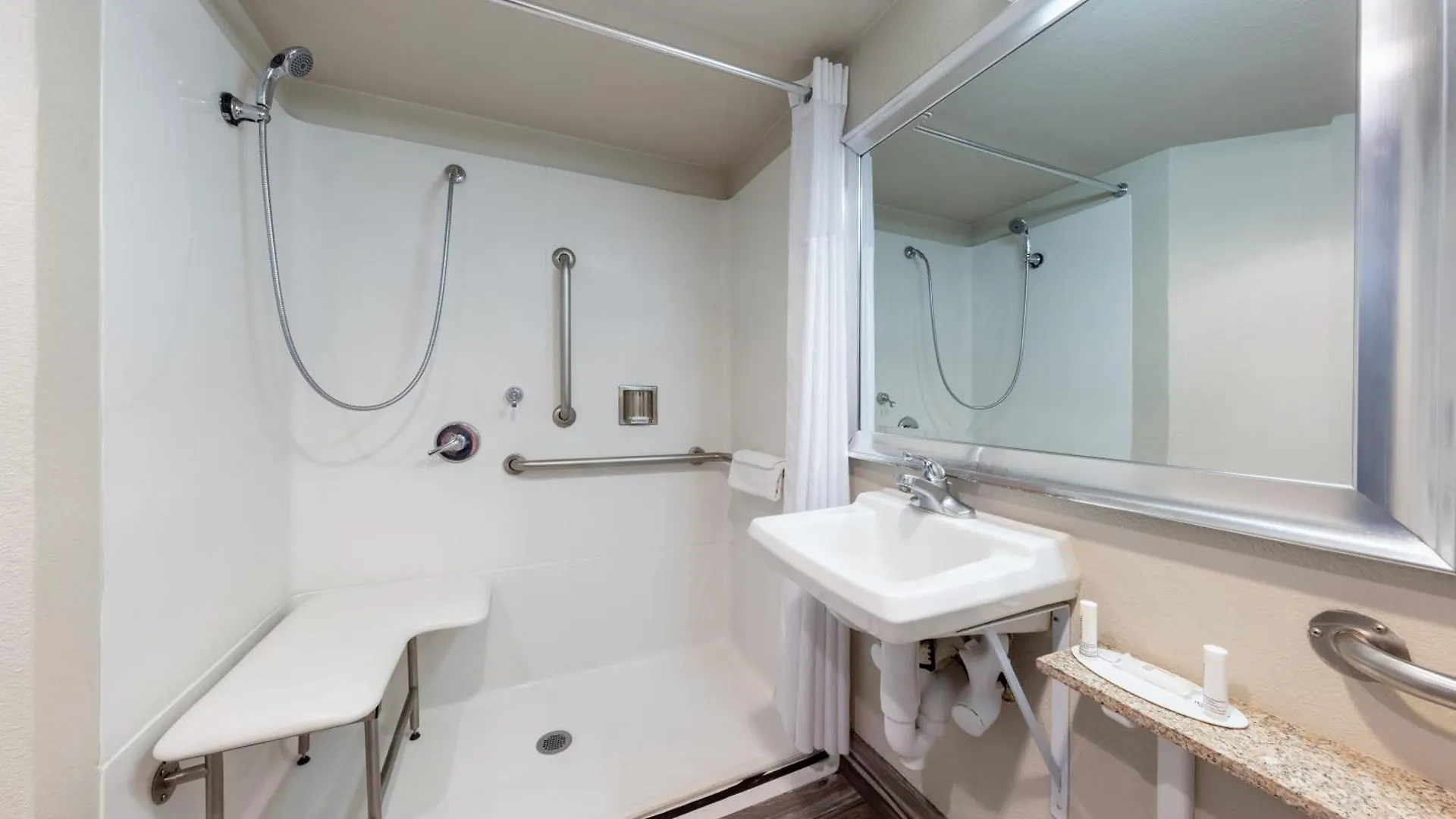 Comfort Inn Lathrop Stockton Airport