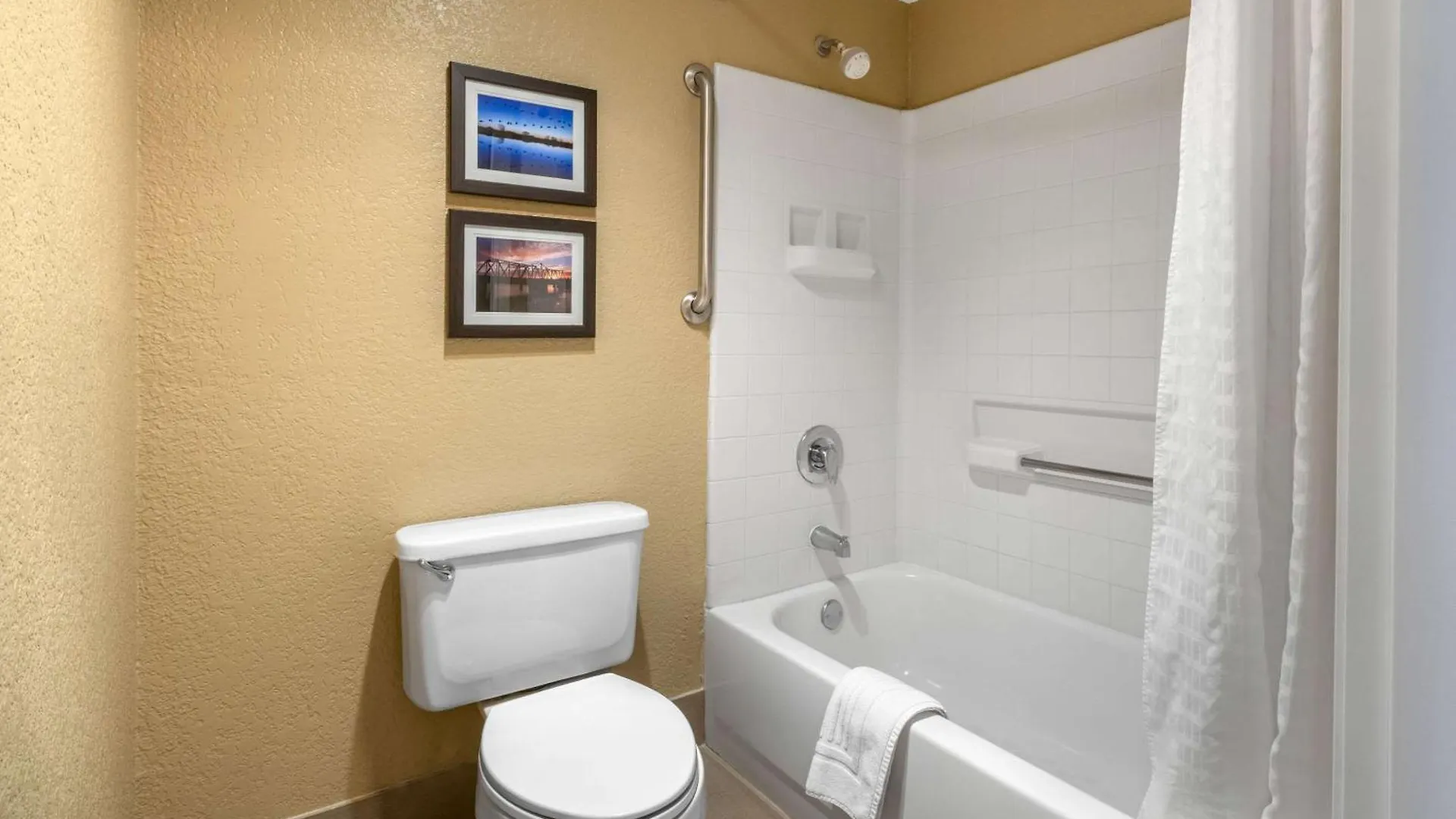 Comfort Inn Lathrop Stockton Airport